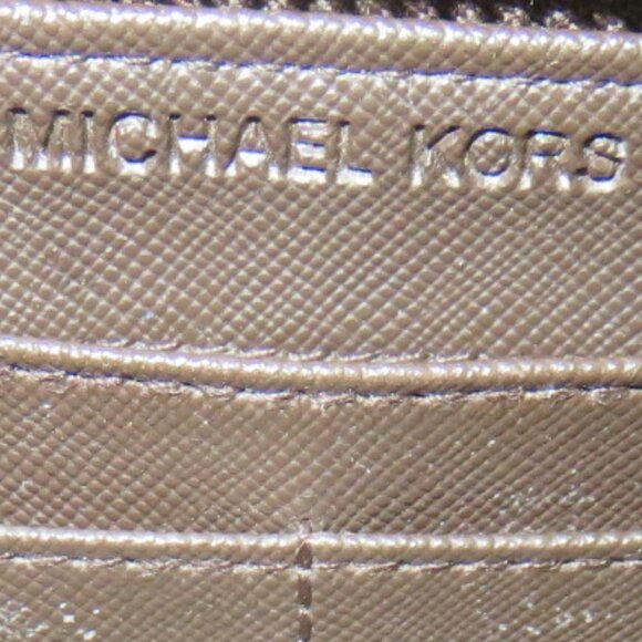 Michael Kors Full Zip Around Zebra Logo Monogram Long Continental Wallet 8 X 4 - Picture 12 of 12
